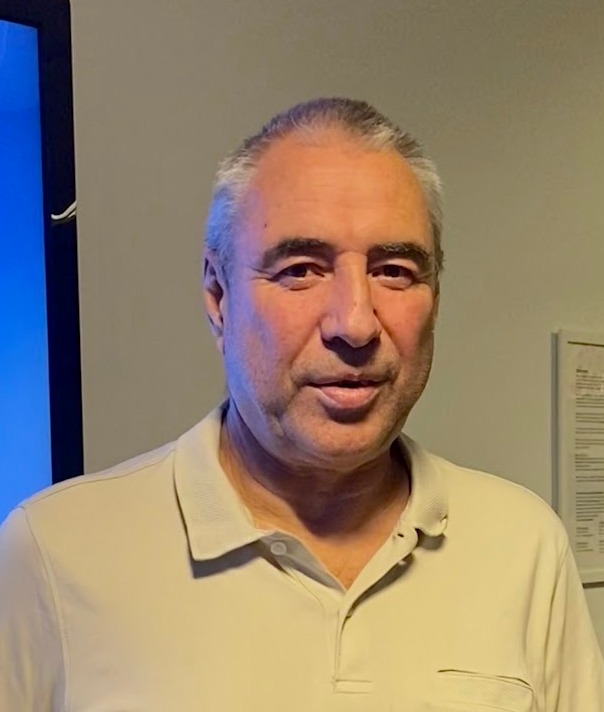 Sigurd Smolan style=